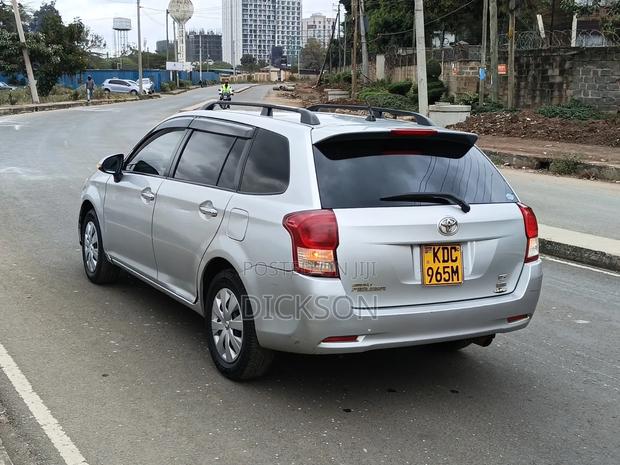 Toyota Corolla Fielder 2012 Silver
