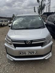 Toyota Voxy V 2WD 8-Seater 2015 Silver for sale