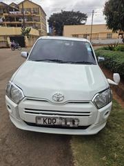 Toyota Succeed 2018 White for sale
