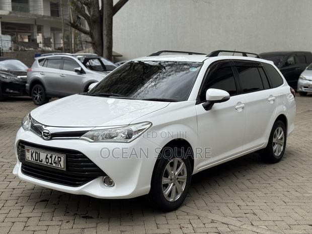 Toyota Corolla Fielder 1.5 Petrol FWD 2016 White