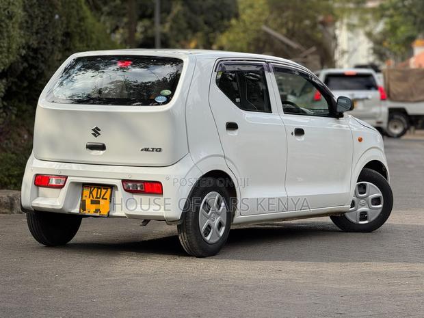 Suzuki Alto 2019 White