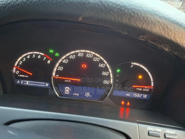 Toyota Crown 2007 White