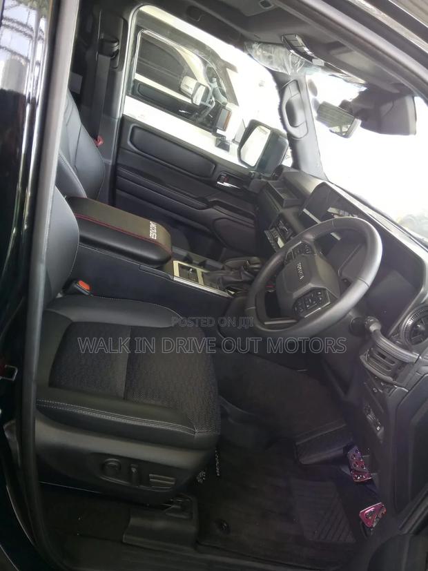 New Toyota Land Cruiser 2025 Black