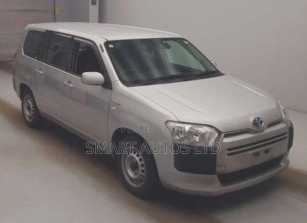 Toyota Succeed 2019 Silver