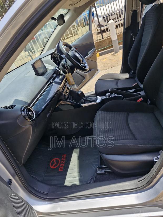 Mazda Demio 2017 Silver