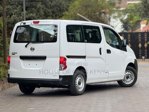 Nissan NV350 2019 White