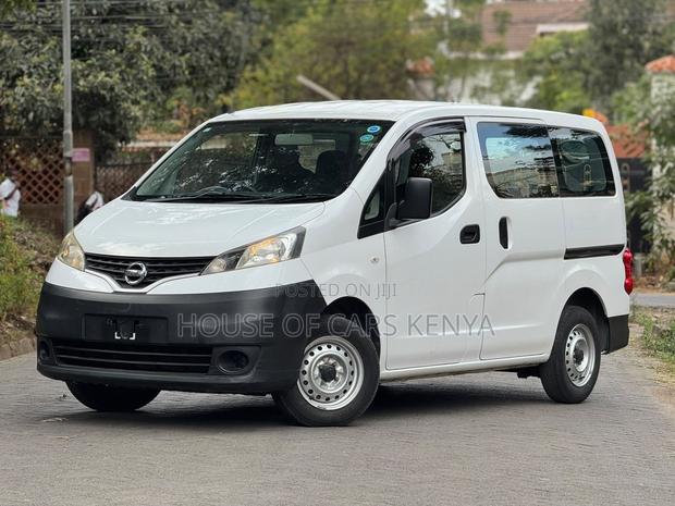 Nissan NV350 2019 White