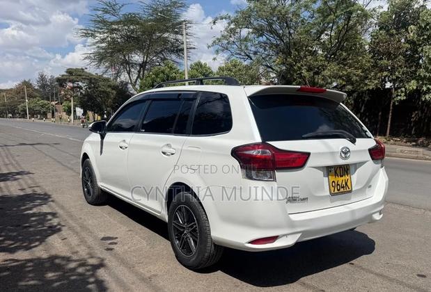 Toyota Corolla Fielder 2017 White