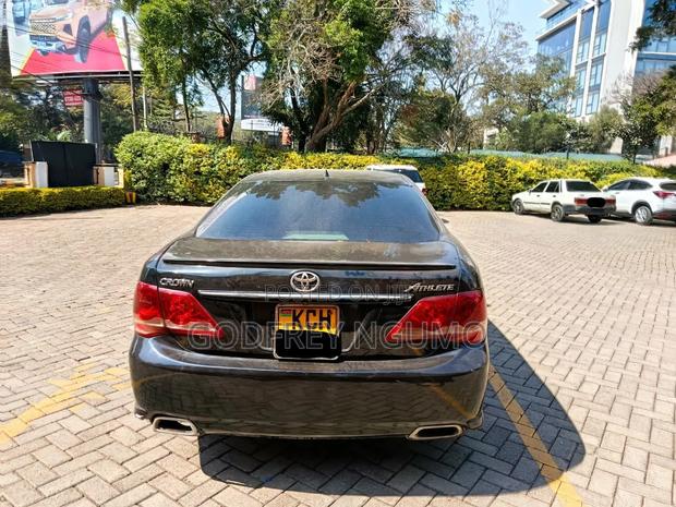 Toyota Crown 2009 Black
