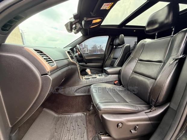 Jeep Grand Cherokee 2017 Black
