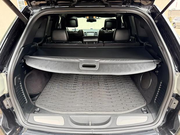 Jeep Grand Cherokee 2017 Black