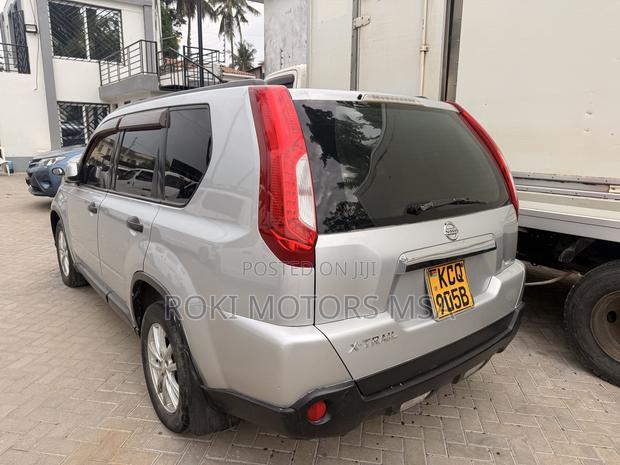Nissan X-Trail 2013 Silver