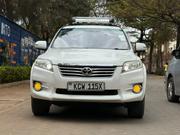 Toyota Vanguard 2012 White for sale