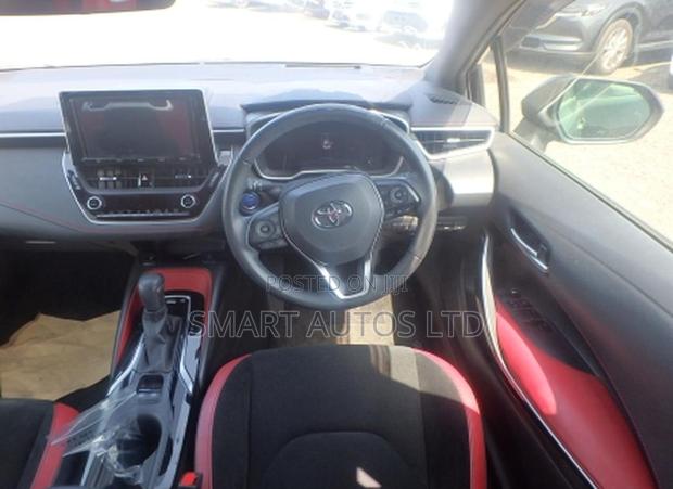 Toyota Corolla LE Eco (1.8L 4cyl 2A) 2018 Black