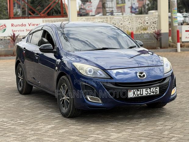 Mazda Axela 2011 Blue