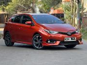 Toyota Auris 2016 Orange for sale