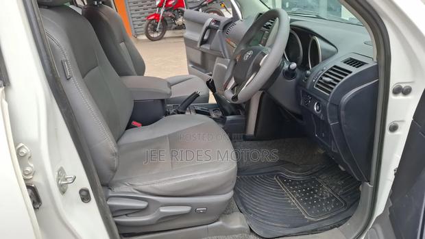 Toyota Land Cruiser Prado 3.0 TD 2010 White