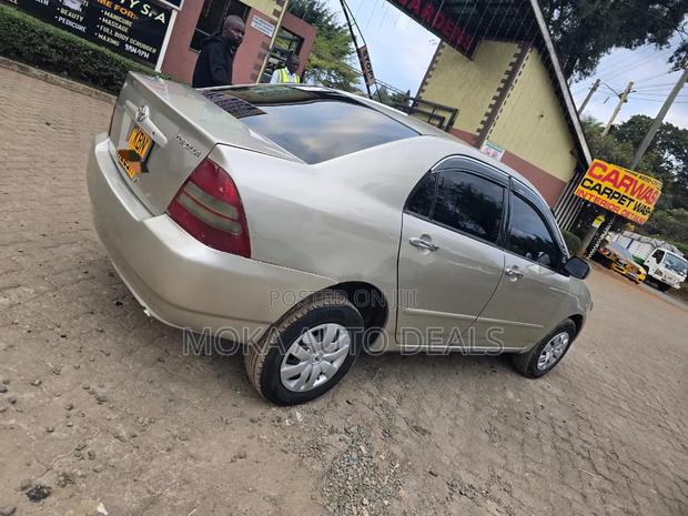 Toyota Corolla 2004 Silver