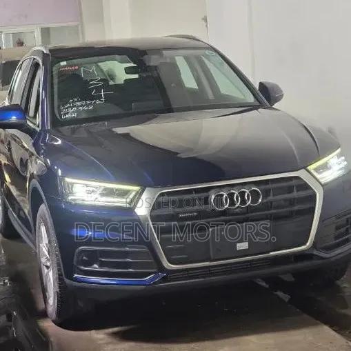 Audi Q5 2.0T Premium AWD quattro 2019 Blue