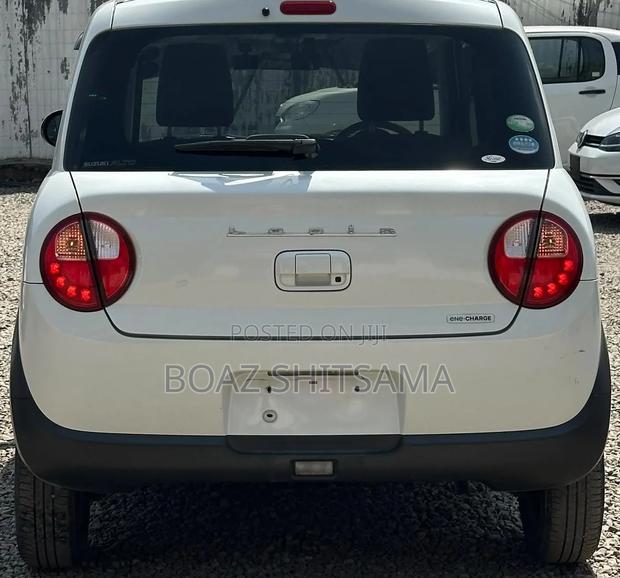 Suzuki AP 2018 White