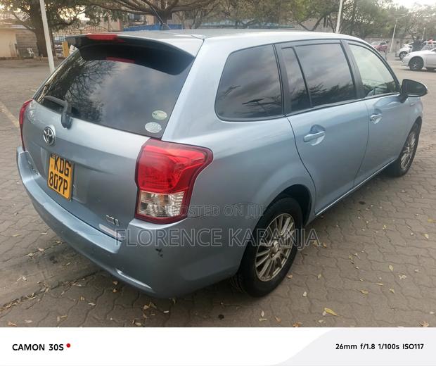 Toyota Corolla Fielder 2014 Blue