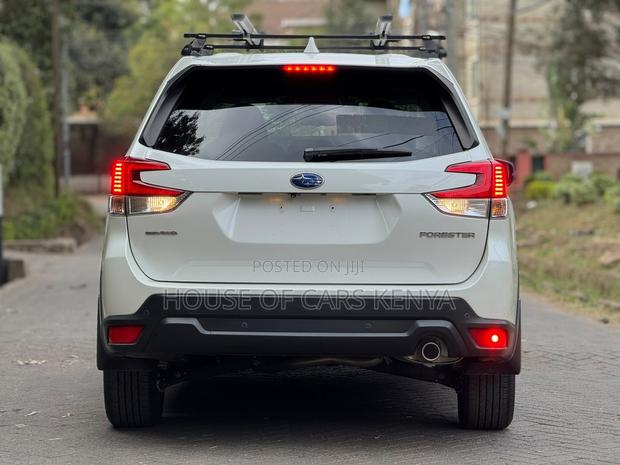 Subaru Forester Premium AWD 2019 Pearl