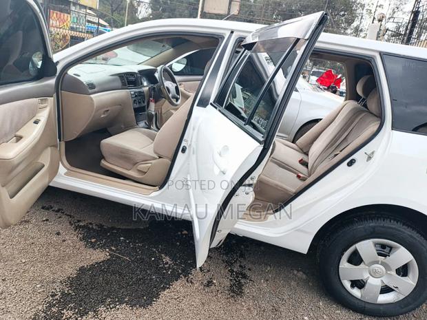 Toyota Corolla Fielder 2004 White