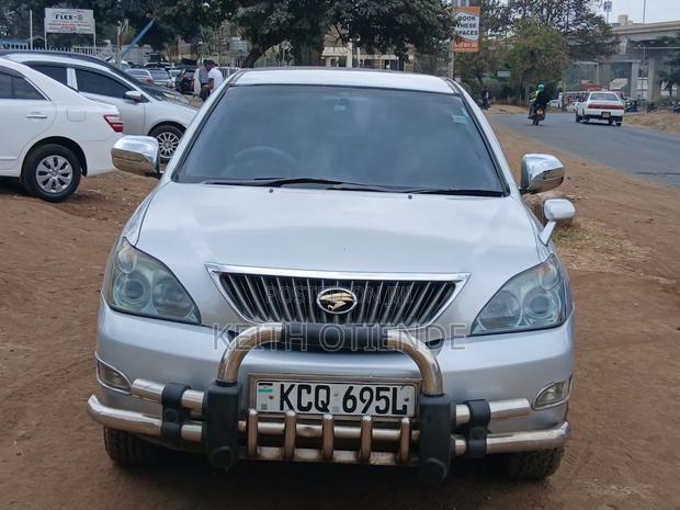 Toyota Harrier 240G 2012 Silver