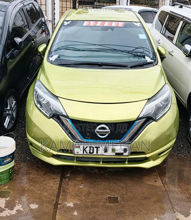 Nissan Note 1.2 Hybrid 2018 Green