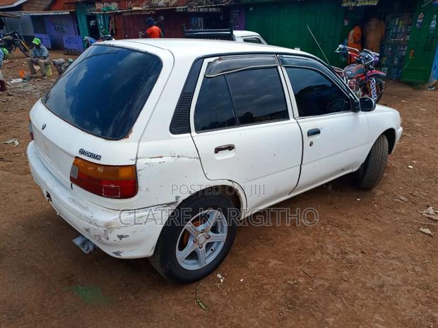 Toyota Starlet 2002 White