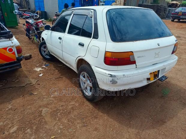 Toyota Starlet 2002 White