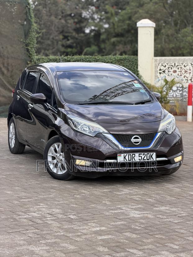 Nissan Note 1.2 Hybrid 2017 Brown