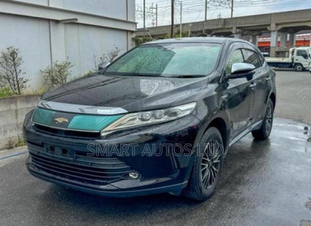 Toyota Harrier Hybrid Premium 2018 Black