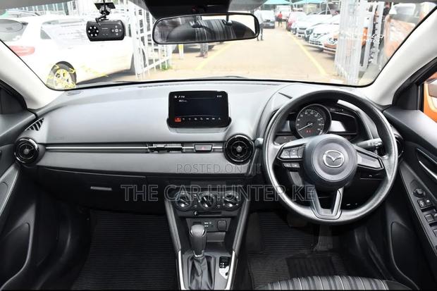 Mazda 2 2020 Silver