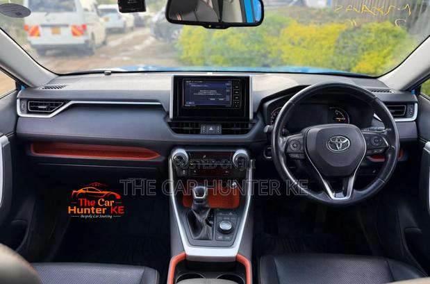 Toyota RAV4 Adventure 2019 Blue