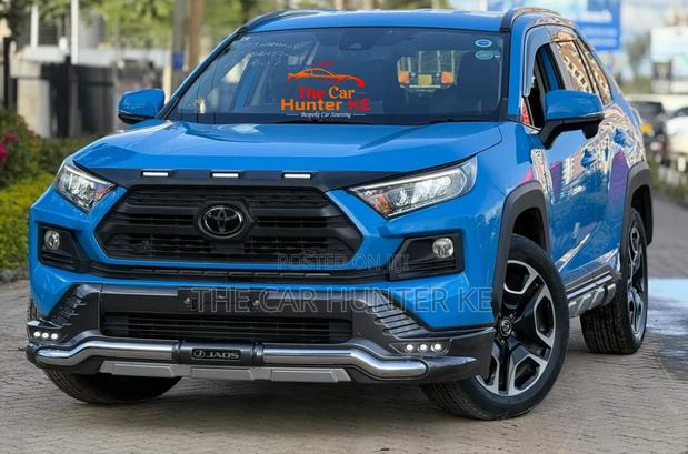 Toyota RAV4 Adventure 2019 Blue