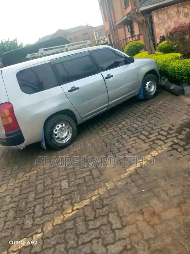 Toyota Succeed 2009 Silver