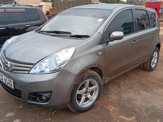 Nissan Note 2012 Silver