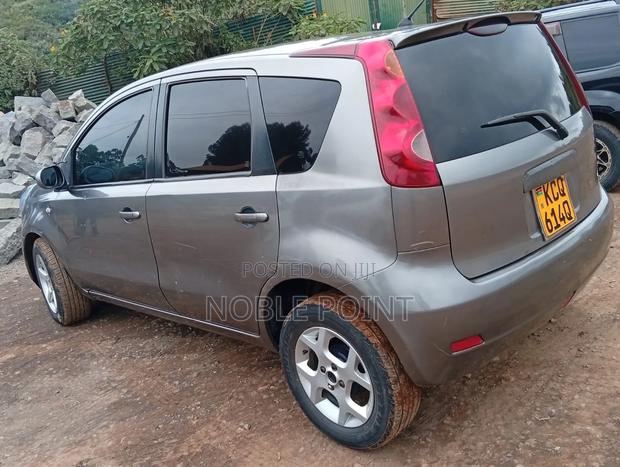 Nissan Note 2012 Silver