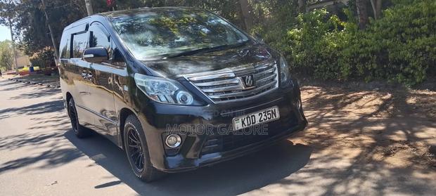 Toyota Alphard 2.4 Petrol FWD 2014 Black