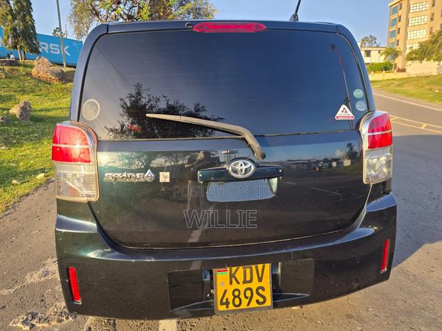 Toyota Spade 2018 Black