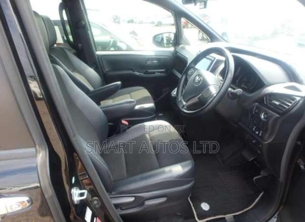 Toyota Noah 2.0 FWD (7 Seater) 2018 Black