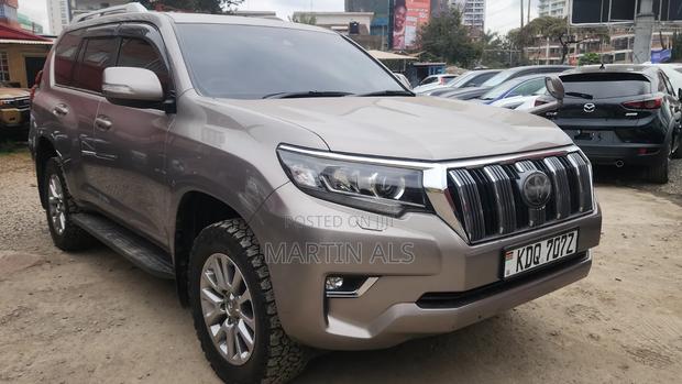 Toyota Land Cruiser Prado 2.8 2017 Brown