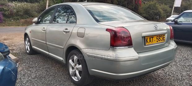 Toyota Avensis Verso Automatic 2004 Silver
