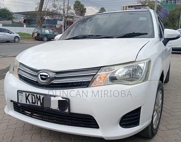 Toyota Corolla Fielder 2016 White