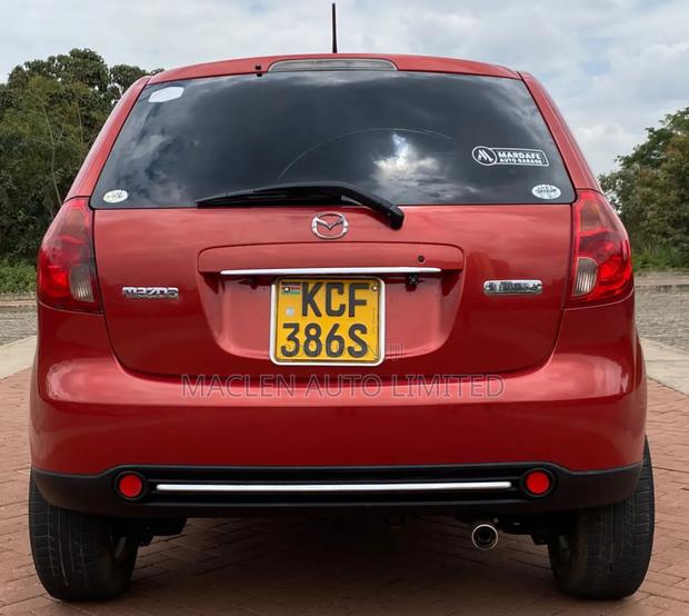 Mazda Verisa 2008 Red