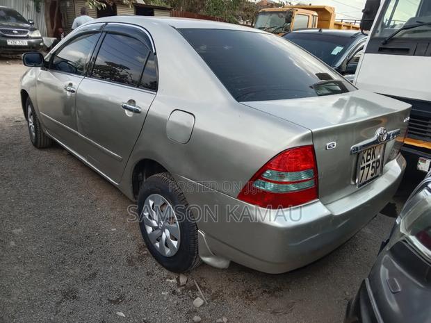 Toyota Corolla 2002 Silver