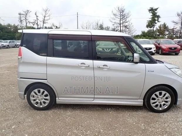 Mitsubishi Delica 2018 Silver