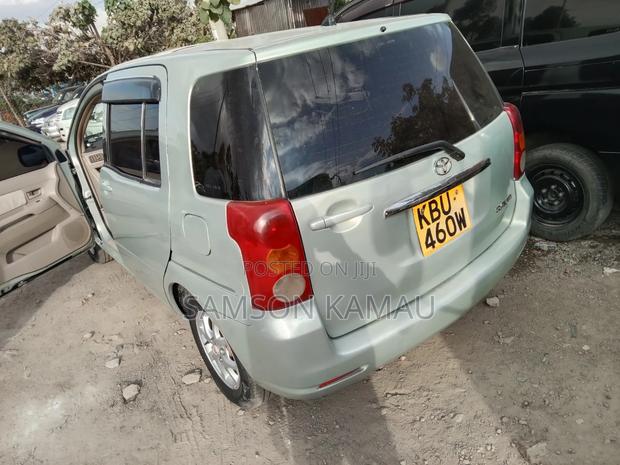 Toyota Raum 2007 Green
