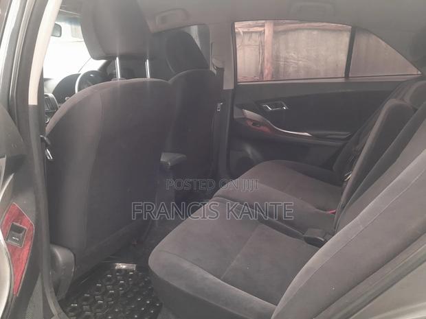 Toyota Allion 2012